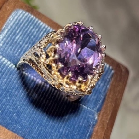 ‼️SOLD‼️ Estate Giant Amethyst Ring Solid 14k Gold caged prongs Filigree Ring - Picture 5 of 16
